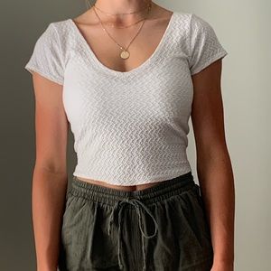 Hollister Tops - Hollister White Crop Top Hollister Tops - Hollister White Crop Top